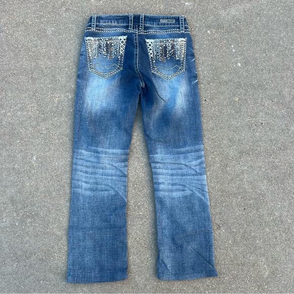 Rock 47 by Wrangler low rise embroidered pocket jeans 28x29 hemmed - Picture 3 of 6